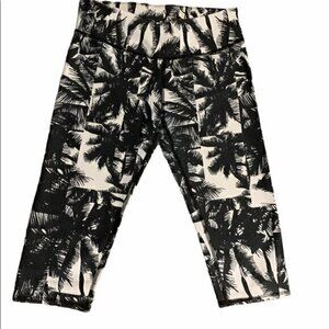 Fabletics Black and White Palm Tree Leggings XS